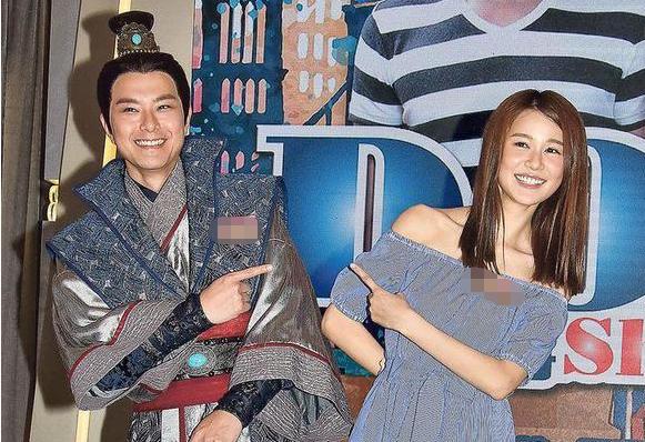 41岁萧正楠与37岁百亿千金黄翠如结婚好的爱情没有早晚之分