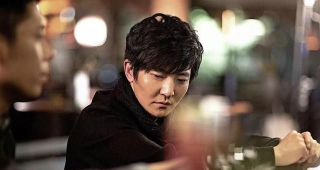 《暗黑者3》郭京飞饰演罗飞少了层次感,还是苏明成印象更深刻