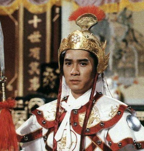 3,黄日华在剧中饰演杨五郎,他在金沙滩之战中被佛