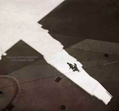 技巧|极简人像拍摄的点,线,面|极简主义|构图|对角线_新浪新闻