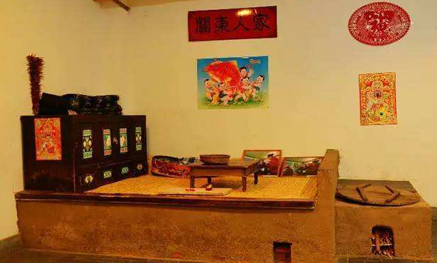 东北人睡觉真的只睡炕，不睡床吗？|南方|睡床|土炕_新浪新闻