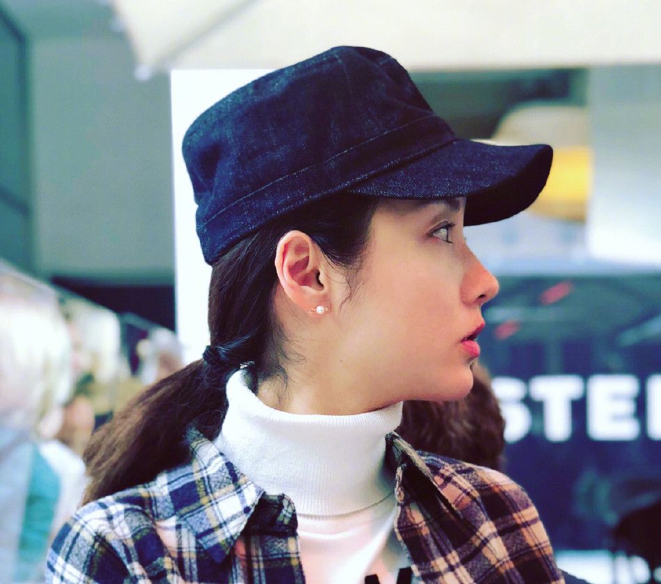 34岁的吕一美的低调又动人,晒照片表示想拍一部都是家乡话的剧