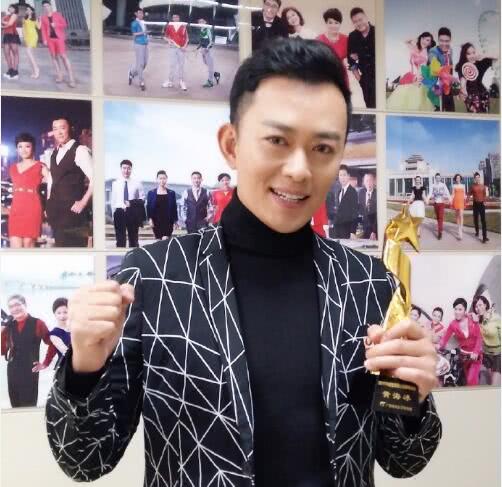 继聂远之后过气男神黄海冰也靠着发福的胖大叔翻身了