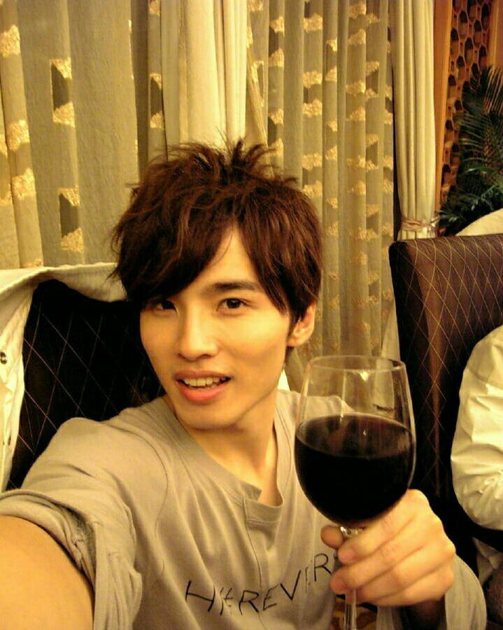 棒棒堂阿纬二胎得子,亲自接生喜迎3千克元旦男宝宝