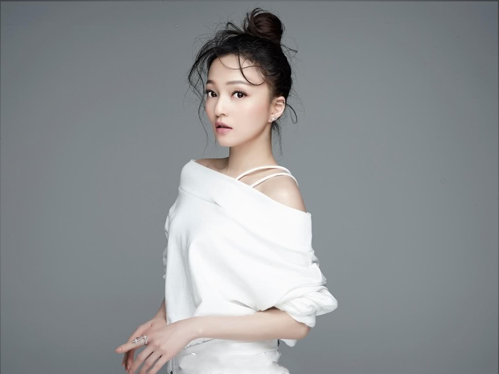 被亲妈卷走1亿,还告她不赡养父母,沉寂10年,她成励志女神