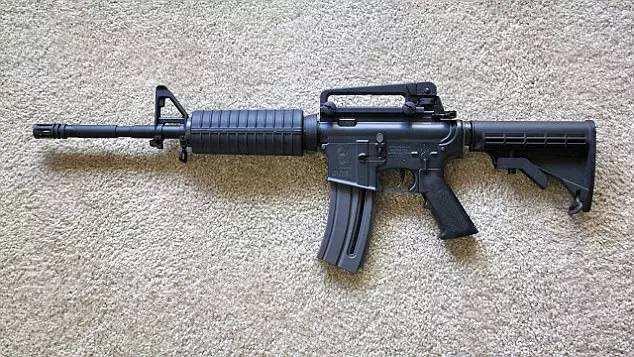 刺激战场:最帅气的枪可不是什么m4,而是这把"烂大街"的枪?