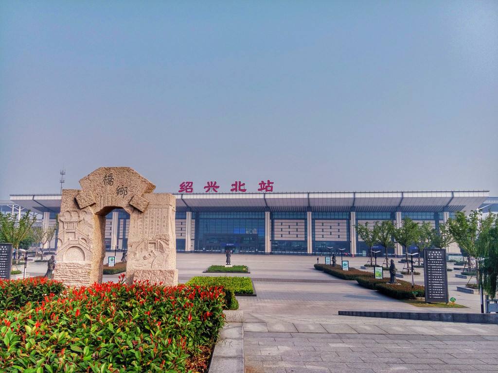 这个比例与杭州,宁波差距不大,高于南京,苏州,更高于省内的温州,金华