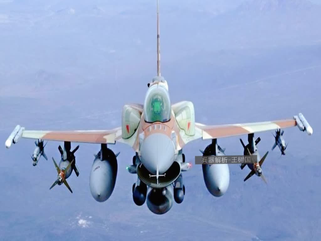 (f16挂载aim-120中距弹)