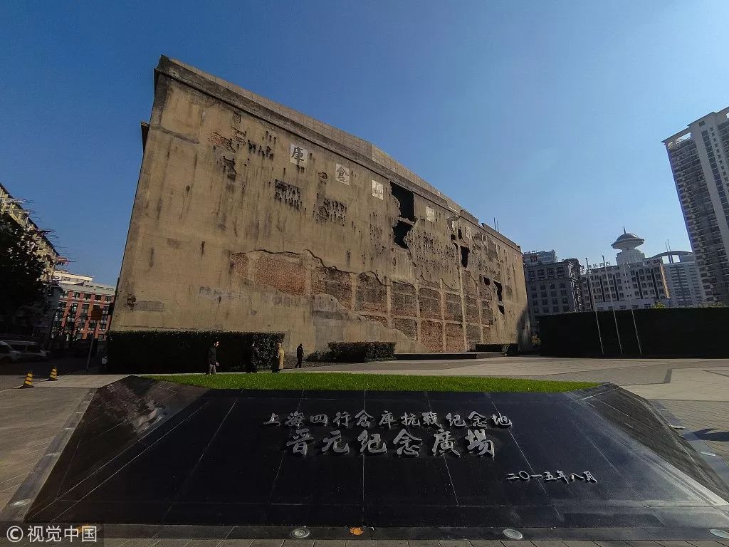 七个影帝参演《八佰》,什么故事让他们甘心无名?