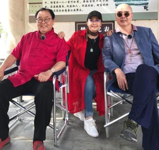 马德华和魏慧丽同框猪八戒背媳妇还历历在目时间都去哪儿了