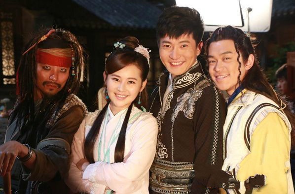 郭京飞搭戏成名,36岁被大3岁老公宠成少女|钱芳|郭京飞|周琳皓_新浪网