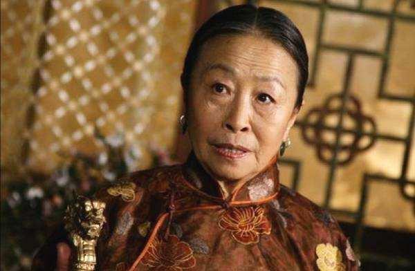 《大宅门》为什么能火?看看里面的4位老太太就知道,个个老戏骨