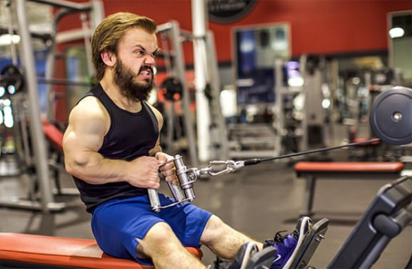 1米2侏儒因健身成为世界级男神,追求者直言:喜欢他的与众不同|利斯顿|