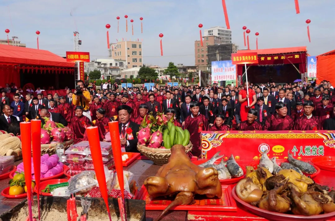 值得一提的是,12月30日,大长陇陈氏乡亲将迎来汤坑马氏乡亲的代表,到