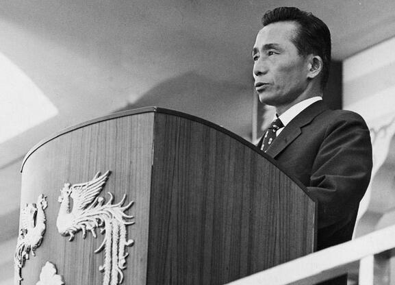 韩国前总统朴正熙被刺杀事件 凶手金载圭得到怎么样的下场?__财经头条