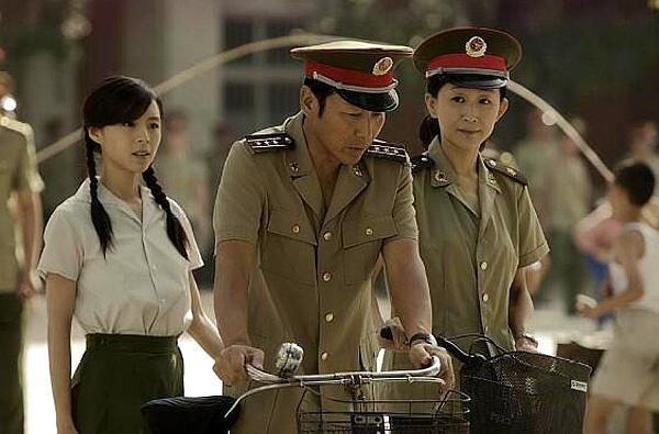 54岁至今未婚从业30年6度封后今凭外滩钟声广受好评