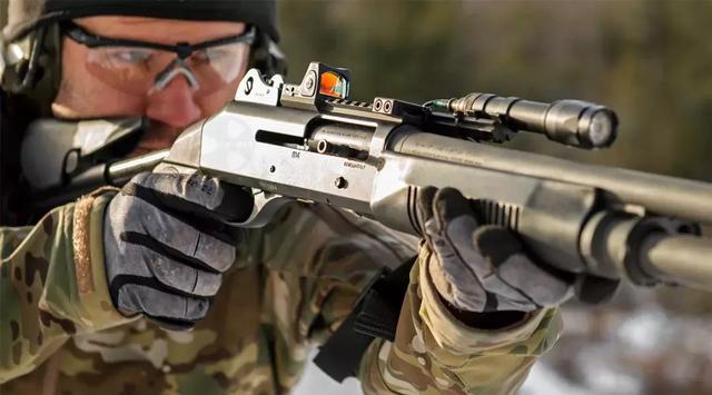 cs的连喷是什么枪美军制式霰弹枪查水表专用