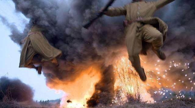 假如踩到地雷后, 是不是不动就不会爆炸? 说出来你都不敢相信