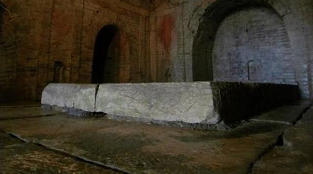 李煜先祖的墓被掘墓室上一行字专家们欲哭无泪