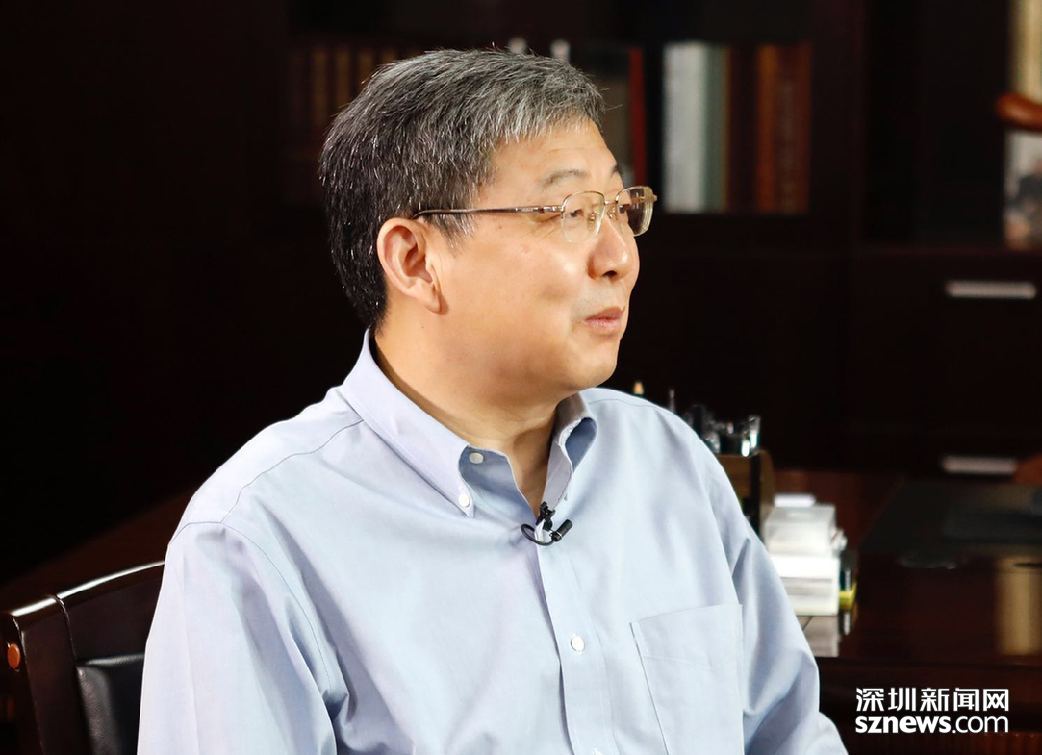 【"校"傲江湖专辑】深圳大学校长李清泉:找准定位 深大走出"特区".