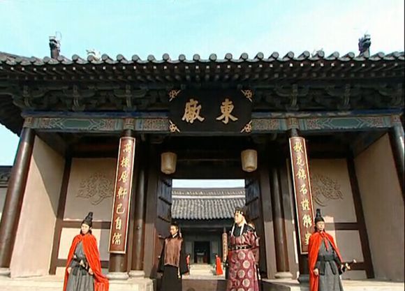十一大穿帮镜头,不够细心还真发现不了|海棠|穿帮|护龙山庄_新浪新闻