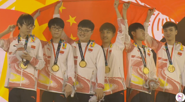 LOL亚运会中国夺冠韩国玩家炸锅了!解说无地