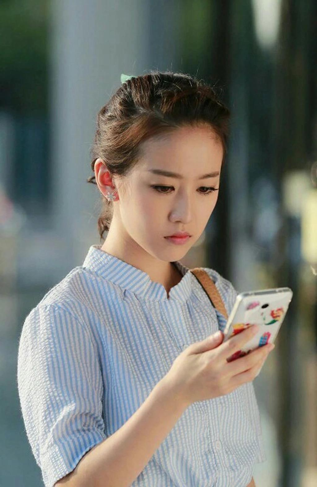 巴啦啦小魔仙中发展的最好的一位演员却因为身高限制了作品