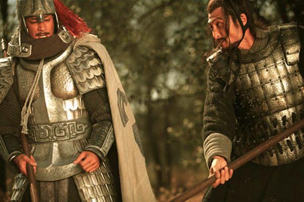 项羽麾下第一武将,竟流着英国王族血统,范增:他封王,我没意见