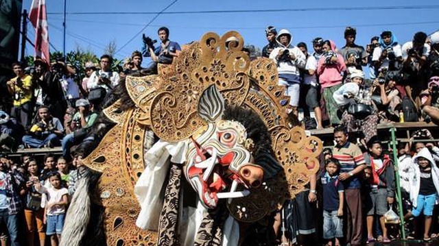 负责守护婆罗门,拥有行政和军事权利,也算是贵族第三个等级是吠舍