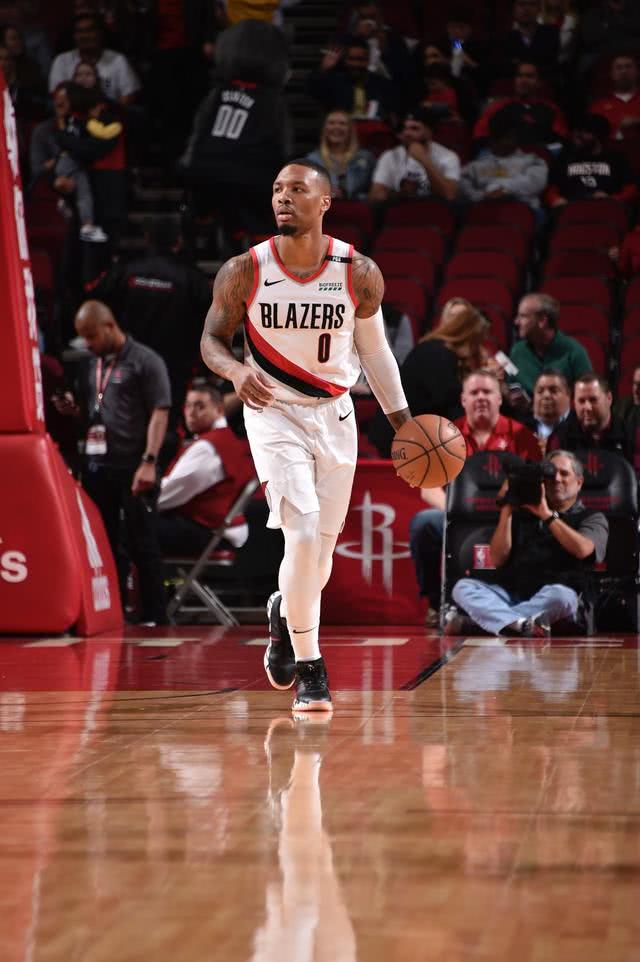 哈登保罗15中5!开拓者双枪合砍29分,灯泡再不开火箭危险了!