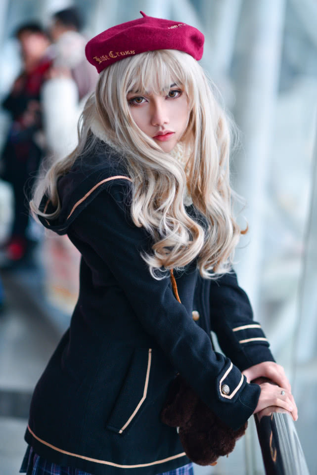 cos界的女装大佬们女装让人臣服这么可爱当然是男孩子啦