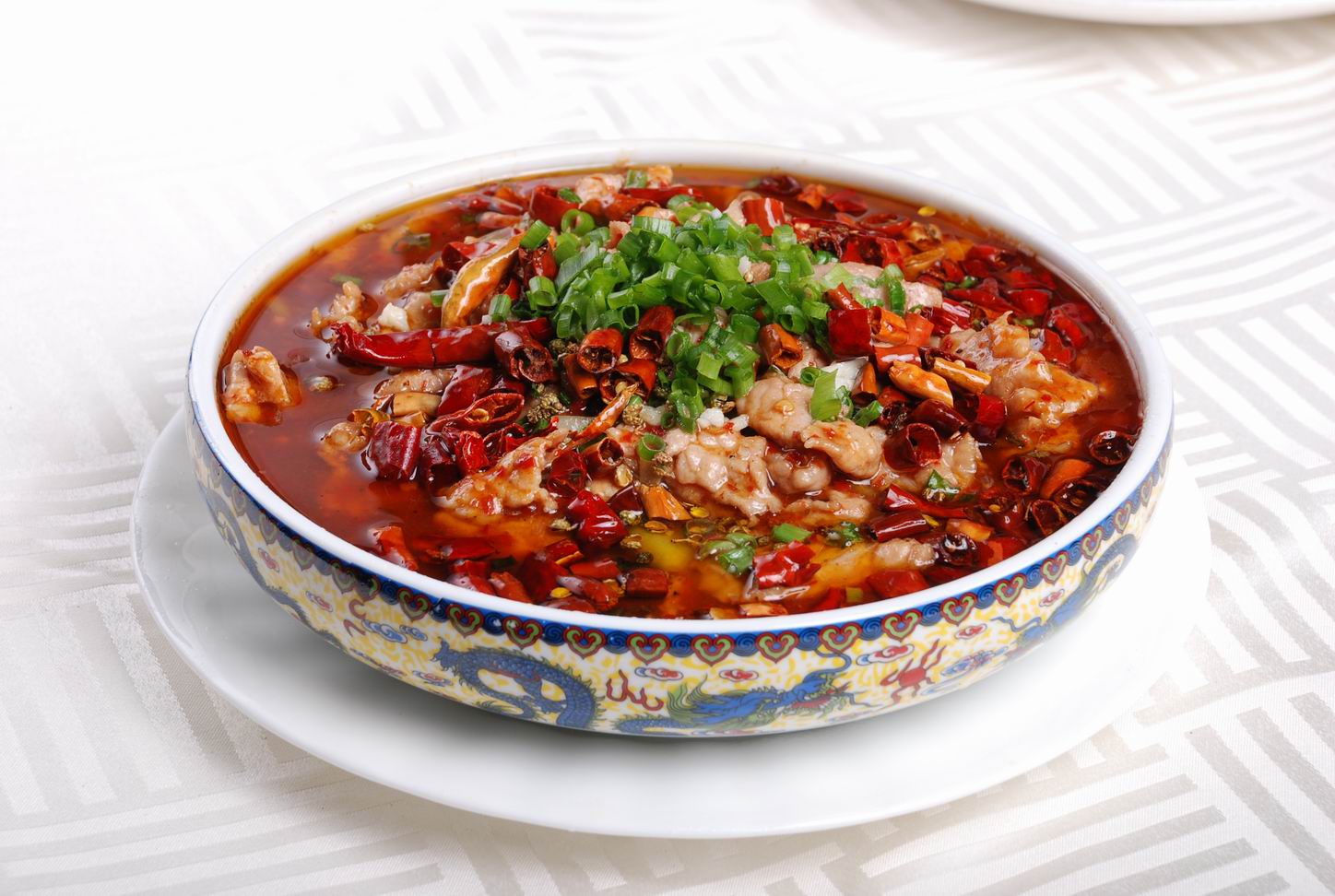 具体步骤麻椒 :30粒大葱 :1段辣椒 :10个姜 :4片大蒜 :5颗辅料里脊肉