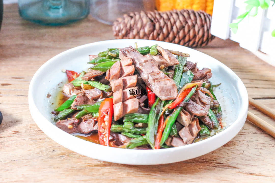 这东西卖7块钱一个,男人都爱它,但很多人想吃却只能望而却步!