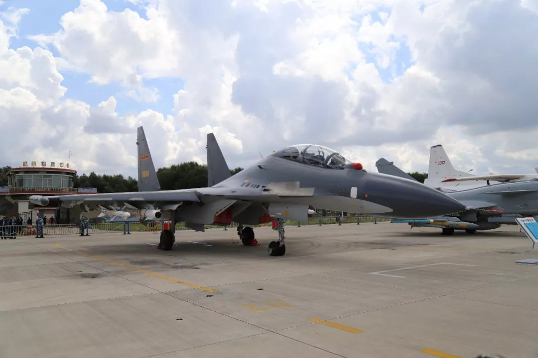 带你身临其境看中国空军开放日歼10b苏30mkk运20直10k