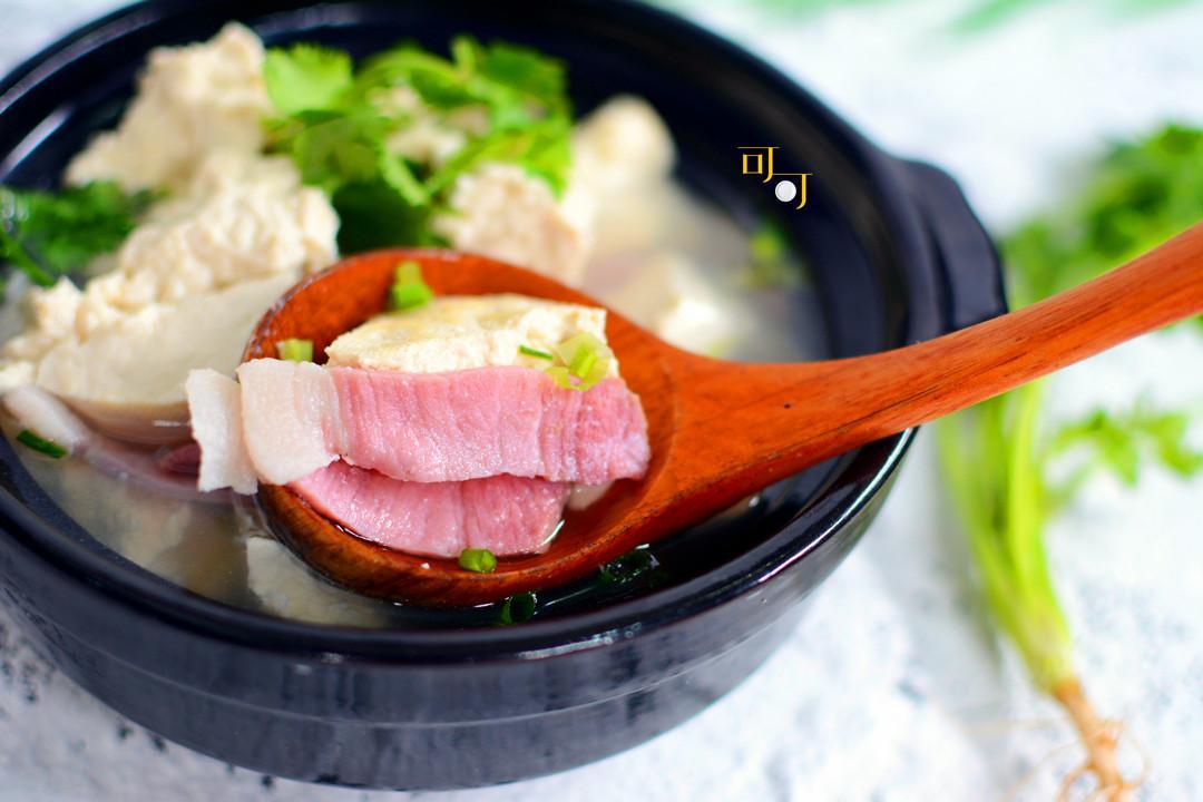 夏天爱喝这锅汤,有肉有豆腐,清淡不油腻,炖15分钟就好|咸肉|豆腐|清淡