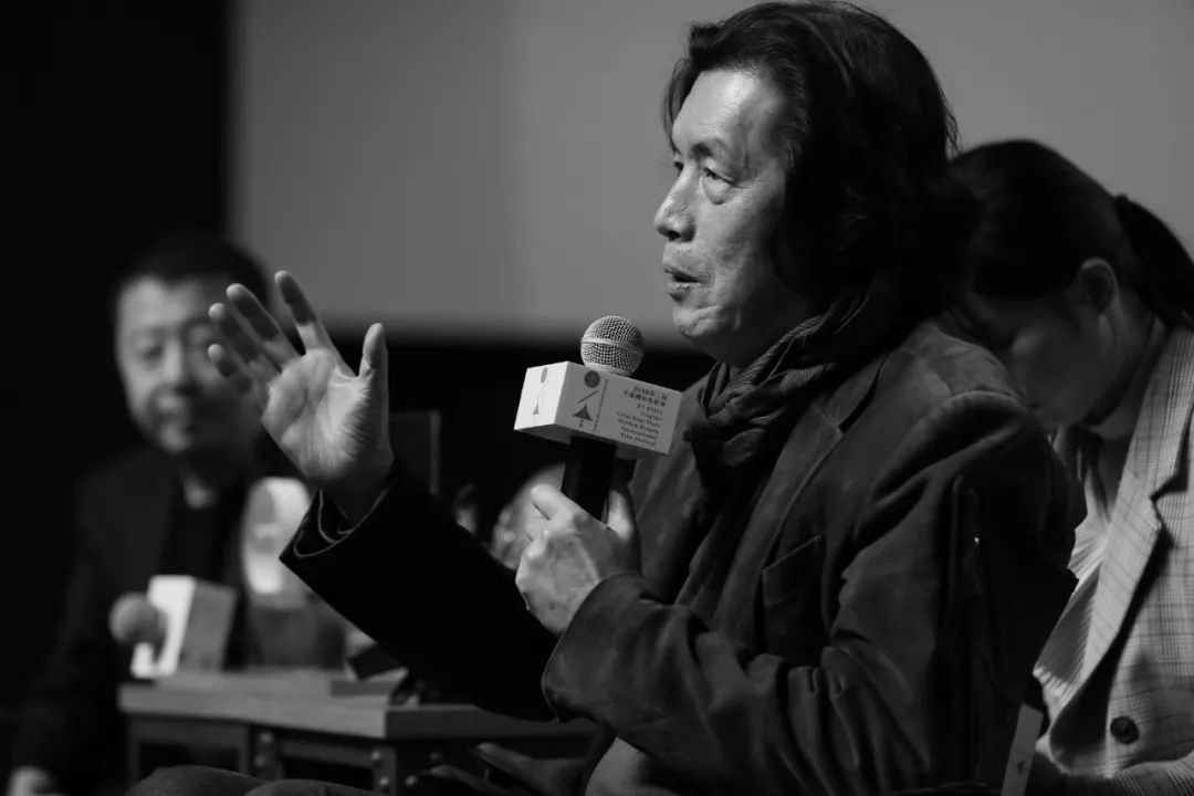 平遥"流量担当"李沧东:书写燃烧的诗