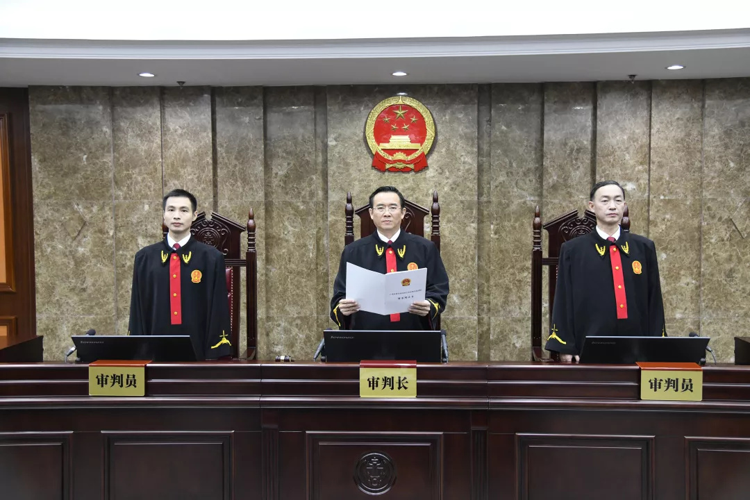 上海政法陈旭儿子图片