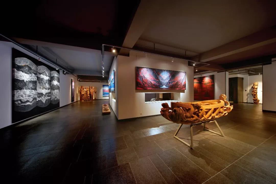 中国台湾艺术收藏设计专访刘恒甫不断攀越新的艺术高峰