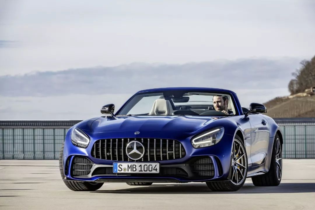 奔驰amg gt r敞篷版发布!配v8发动机,限量750台!