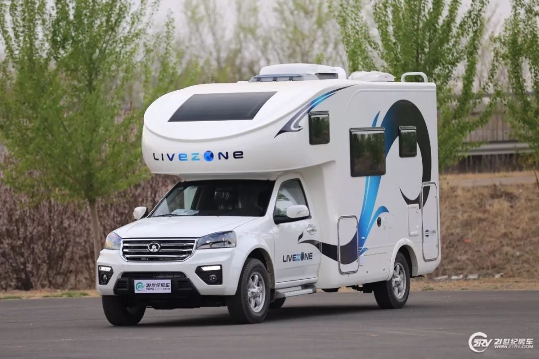 售价33.54万元起 续东修订版览众c7房车配置曝光