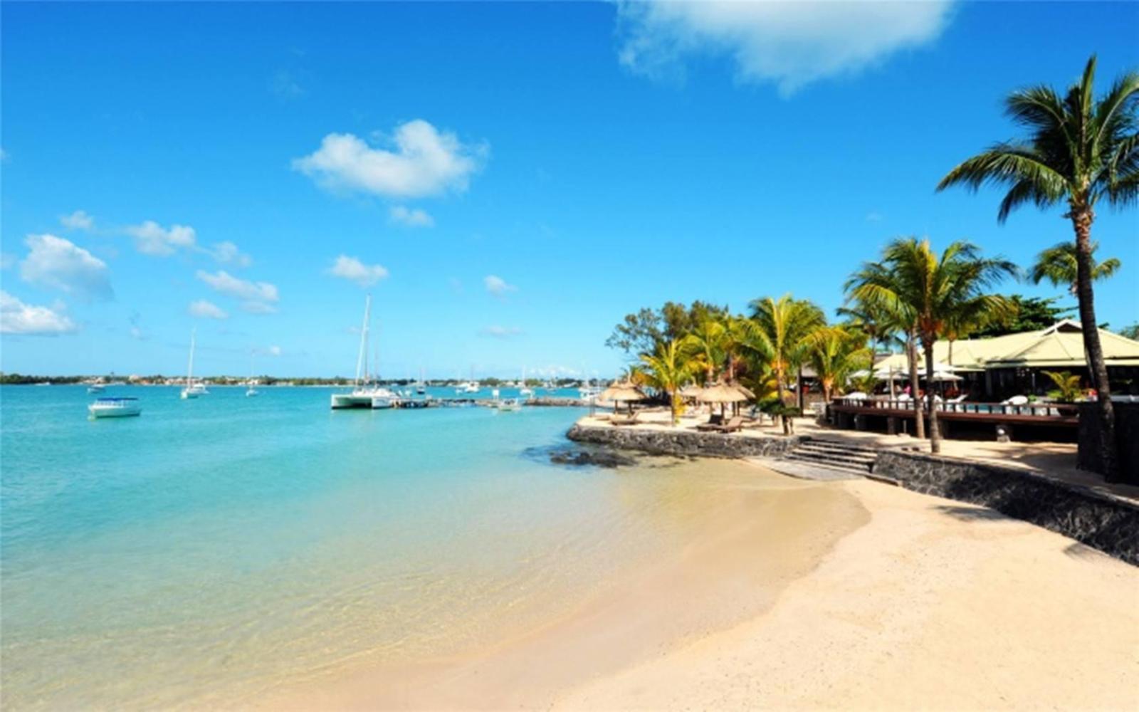 青岛,大连和厦门这3座海滨城市, 不比经济就比旅游, 哪个最好?