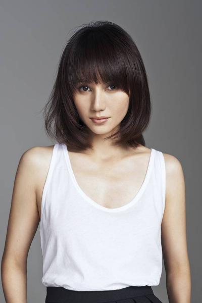 20年前的袁泉到底有多美青涩学生照告诉你夏雨的眼光有多挑剔