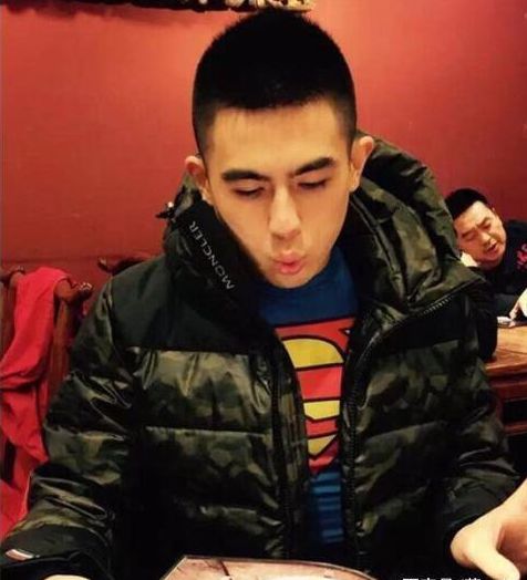 郭凯敏儿子近照,高大帅气颜值逆天|郭凯敏|张芝华|郭成_新浪新闻