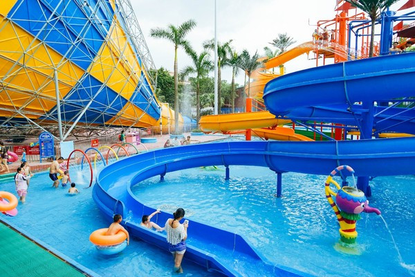 东莞夏日最霸气的水上乐园,耶不耶?