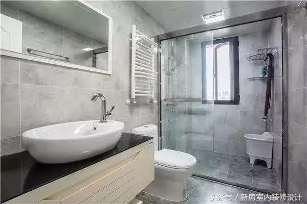 140平简欧风,入户鞋柜是亮点,客厅漂亮上档次,邻居都舍不得走