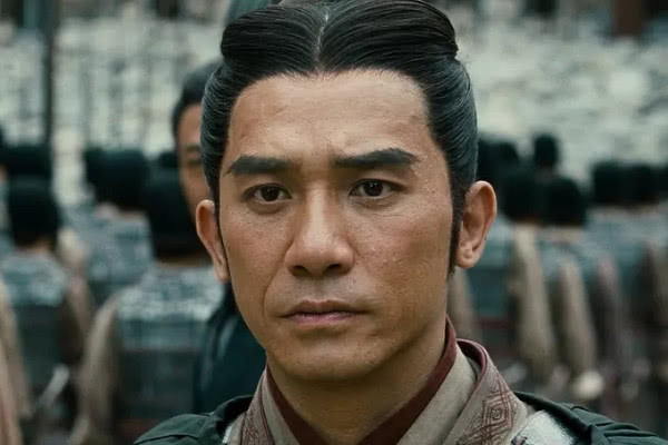 梁朝伟压身林志玲,林志玲汗湿,很多人狂按暂停!