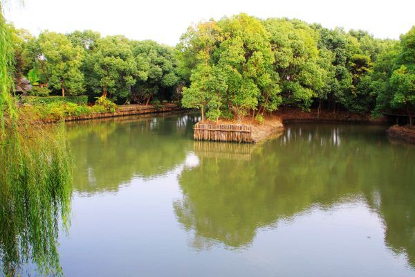 林海天池见证了吴王夫差的狼狈相却把最美的风景留给我们