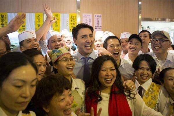 这个国家六分之一的人口,都是华人群体,国家总理基本都是华人!|泰国|华人|人口_新浪新闻