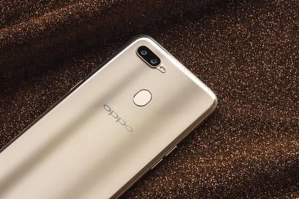用户口碑超高,oppo a7为何获得用户一致好评?