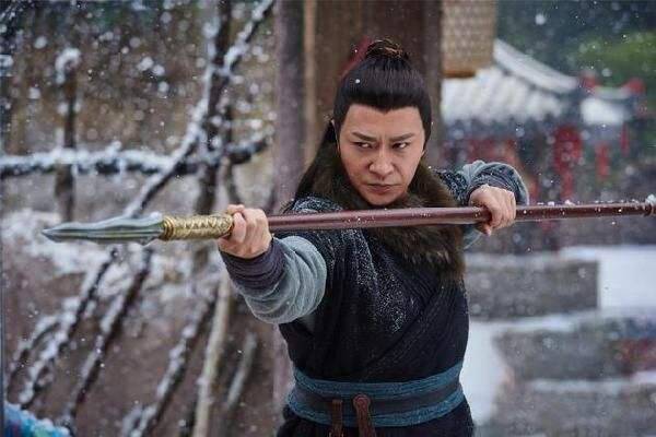 中国古代最有名的兵器,十八般武器中的兵器之王是什么?|兵器|长柄|长枪_新浪新闻